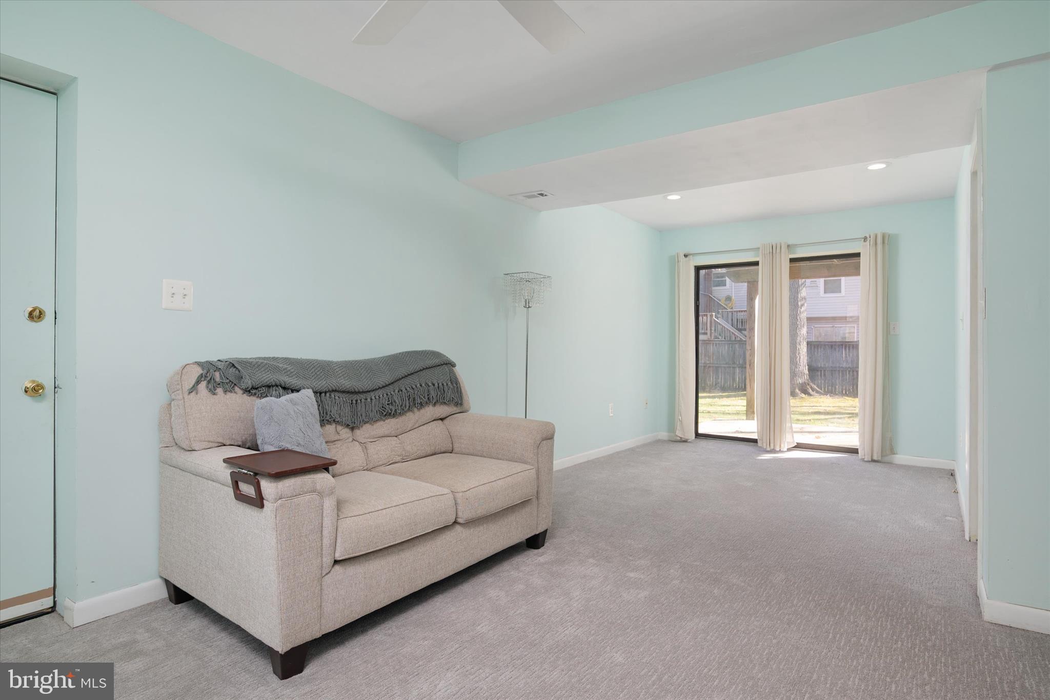 FRANKLIN MANOR ON THE BAY - Residential