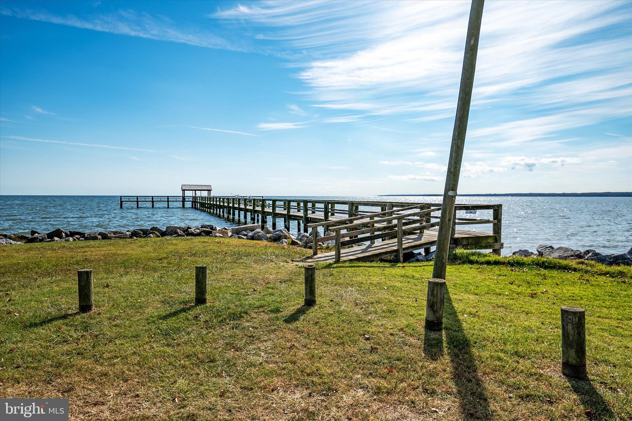 FRANKLIN MANOR ON THE BAY - Residential