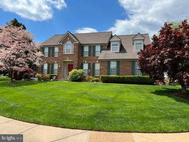 ASHBURN VILLAGE - Residential