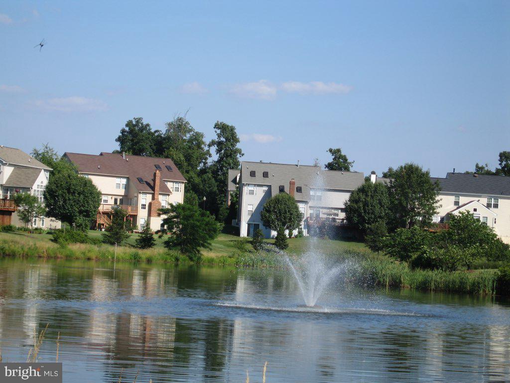 ASHBURN VILLAGE - Residential