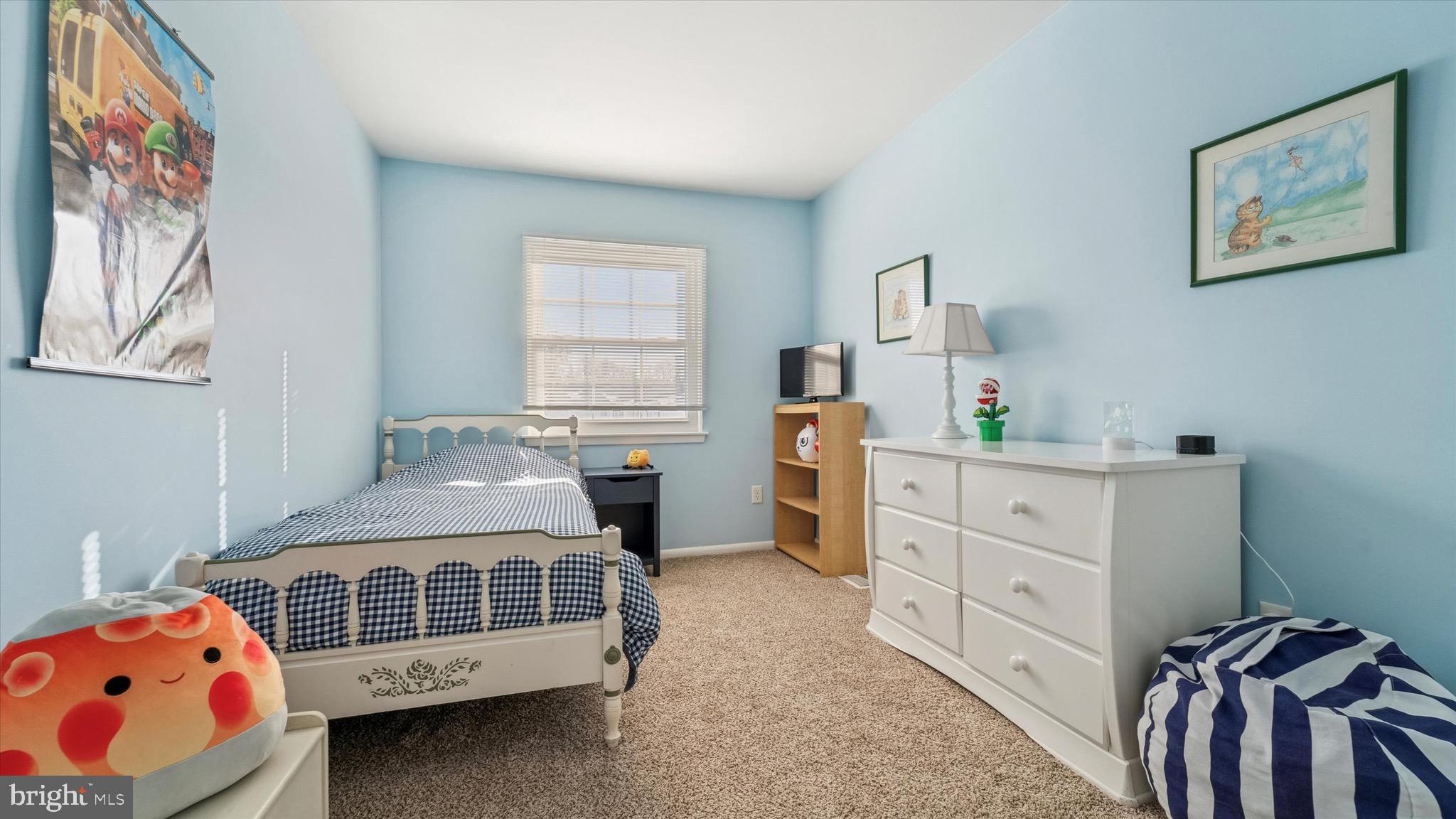 BEAVER RUN KNOLL - Residential