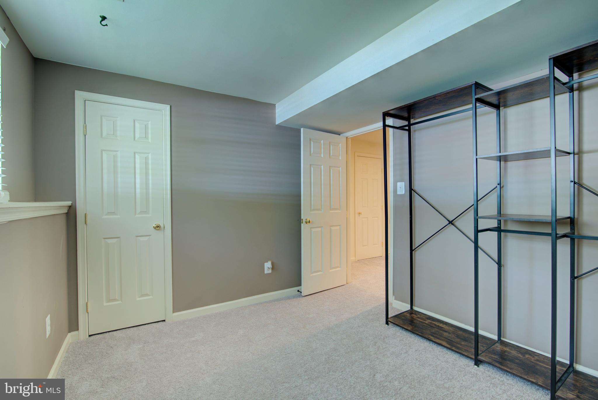 ASHBURN FARM - Residential