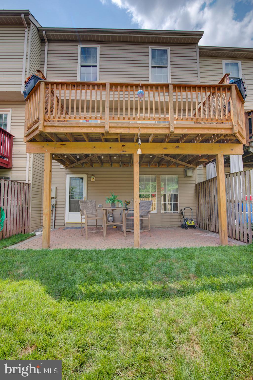 ASHBURN FARM - Residential