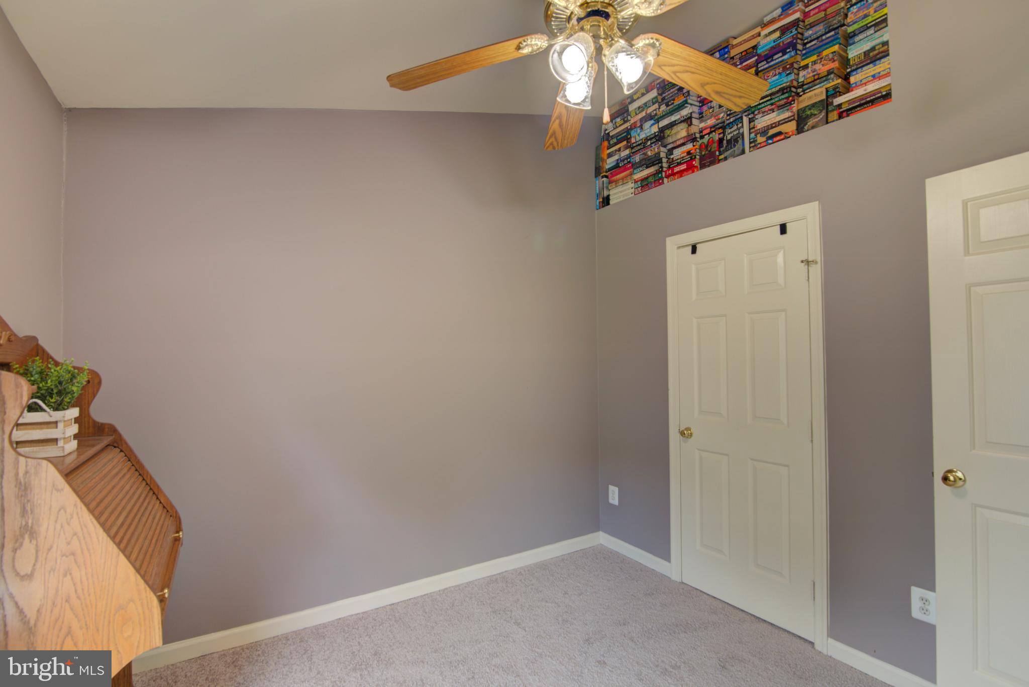 ASHBURN FARM - Residential