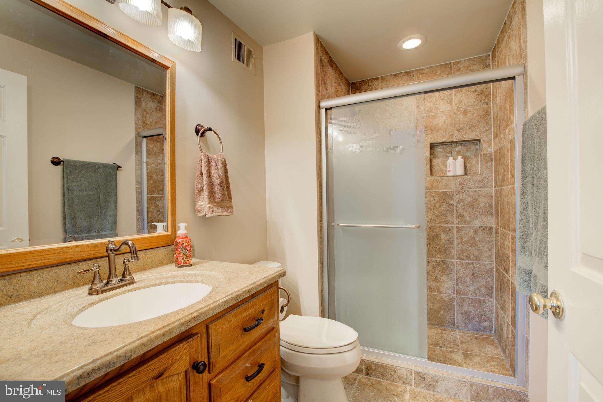 ASHBURN FARM - Residential