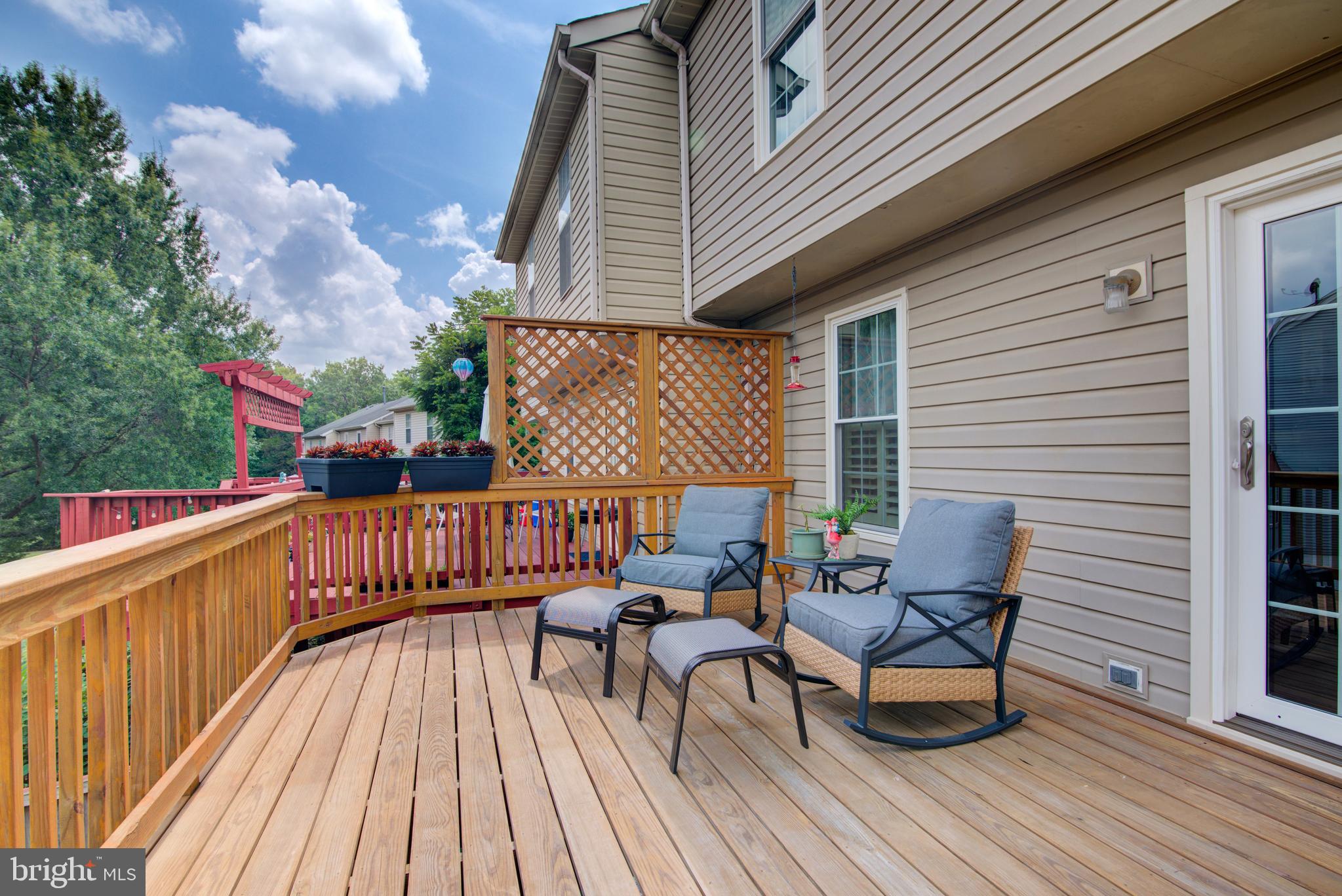 ASHBURN FARM - Residential