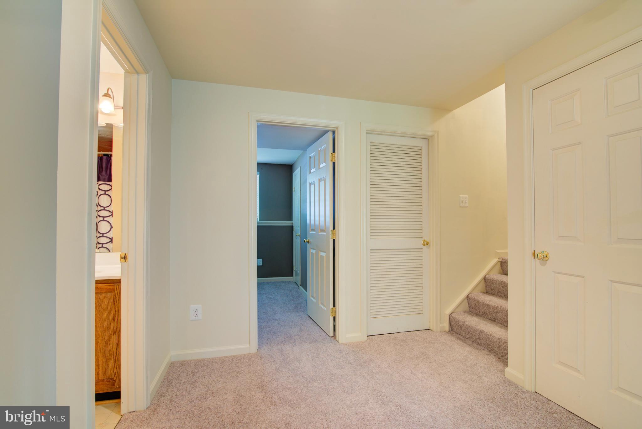 ASHBURN FARM - Residential