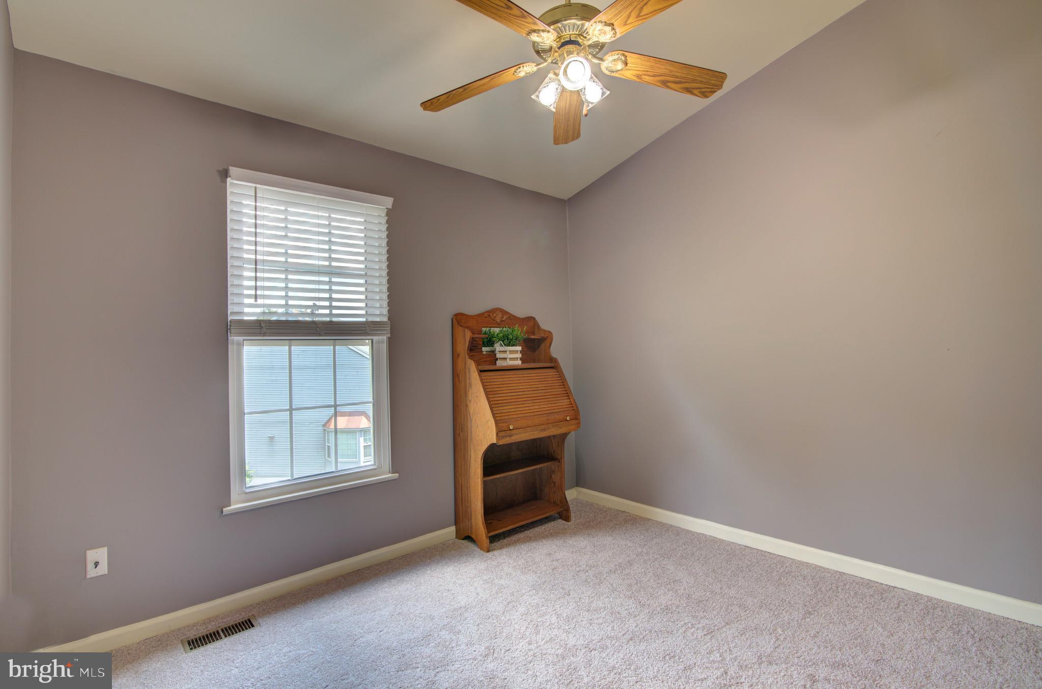 ASHBURN FARM - Residential