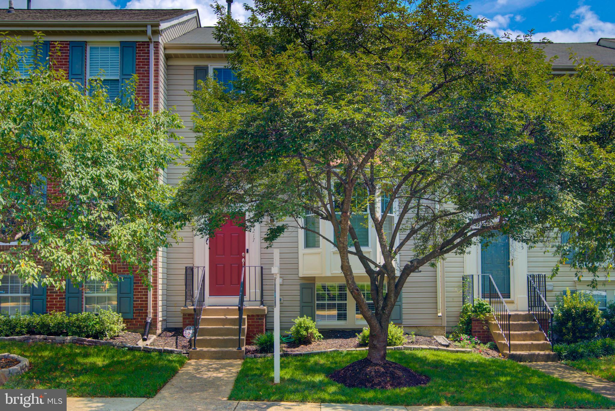 ASHBURN FARM - Residential