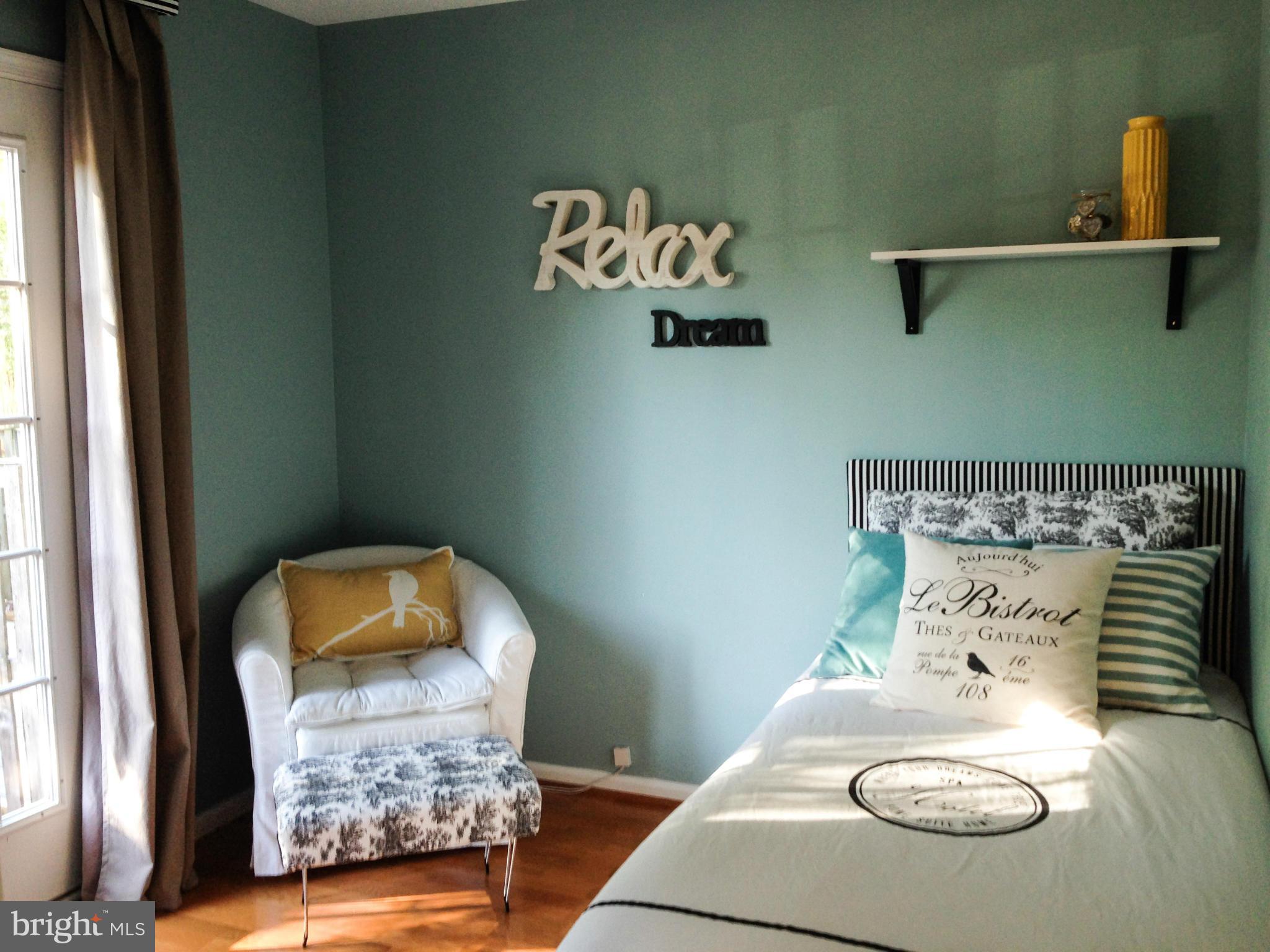 SOUTH KINGS STATION - Residential