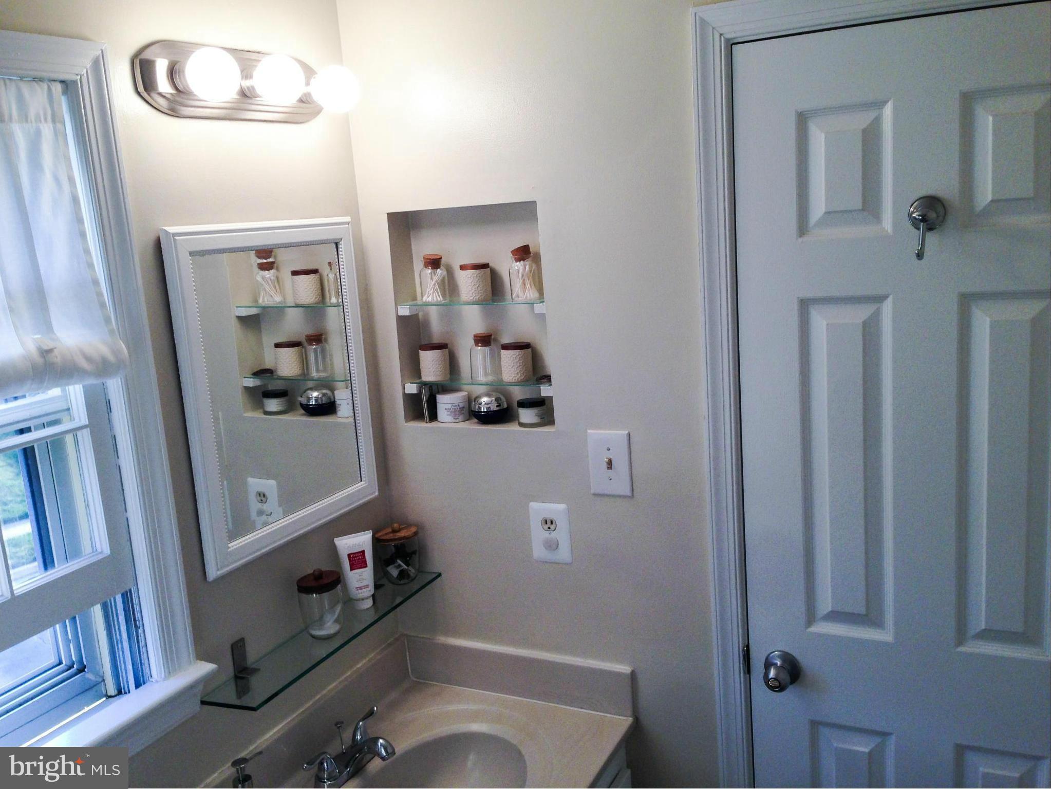 SOUTH KINGS STATION - Residential