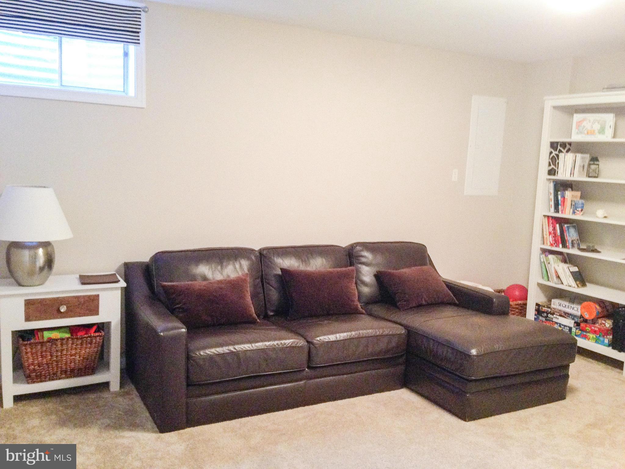 SOUTH KINGS STATION - Residential