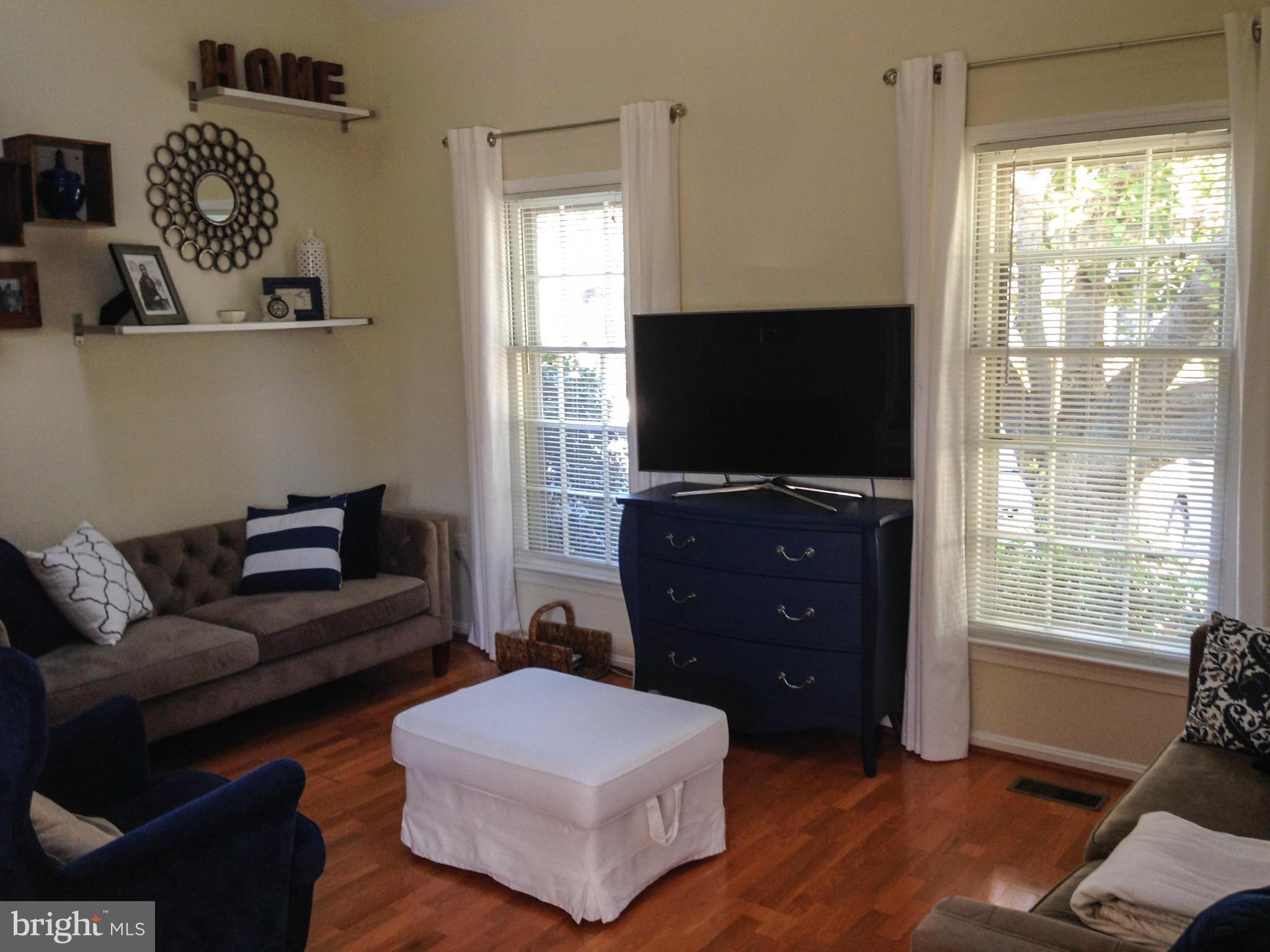 SOUTH KINGS STATION - Residential