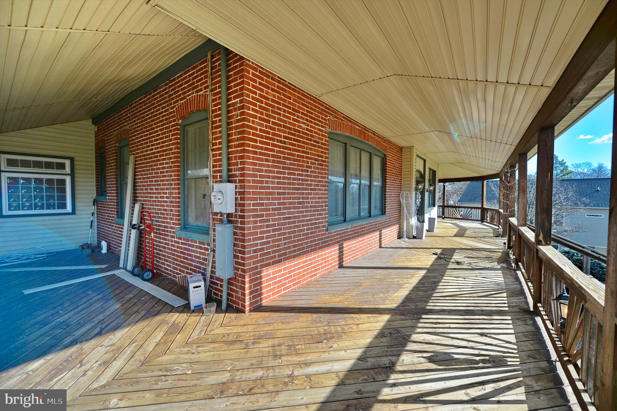 WINCHESTER CITY - Residential Income