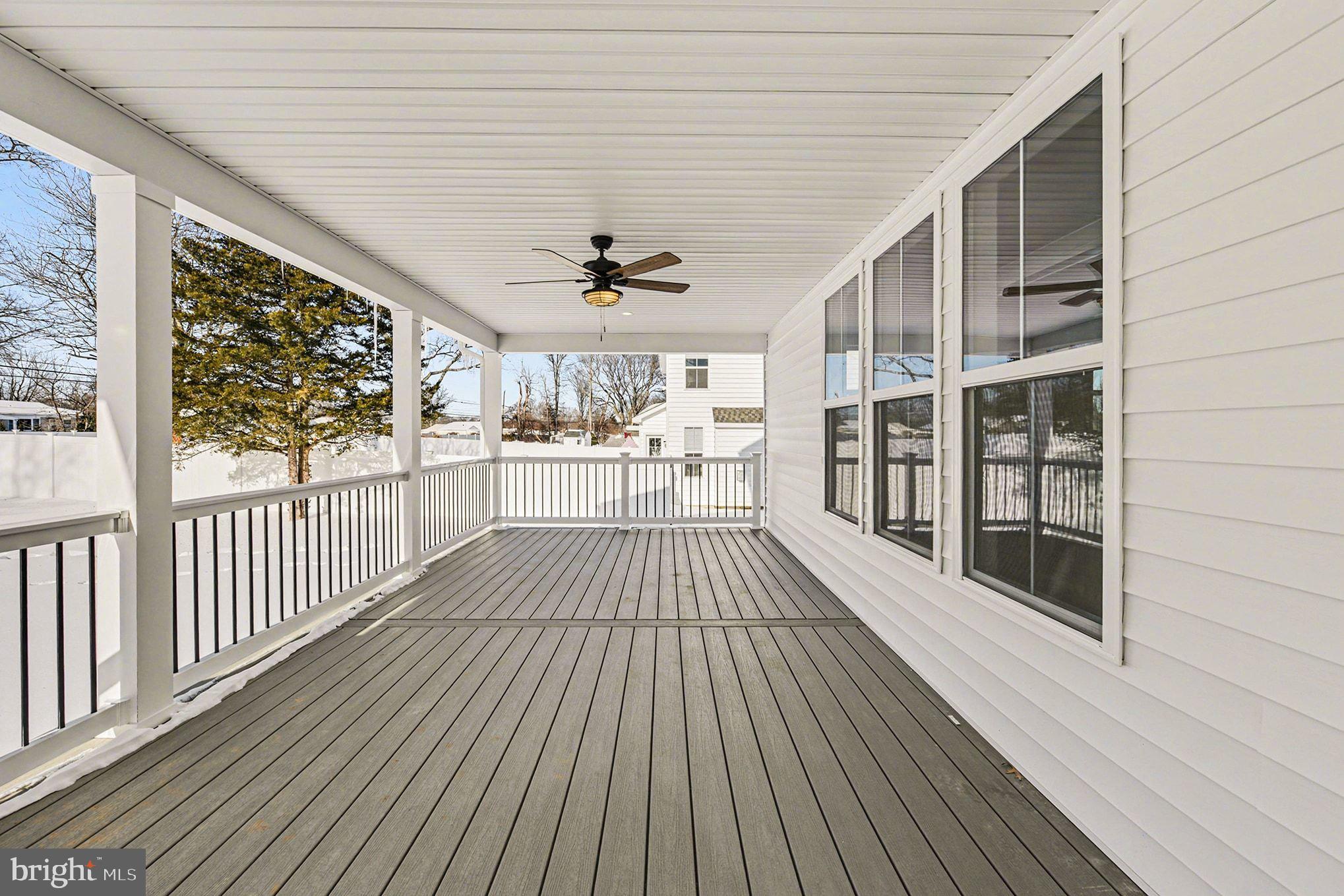 PLYMOUTH VALLEY - Residential