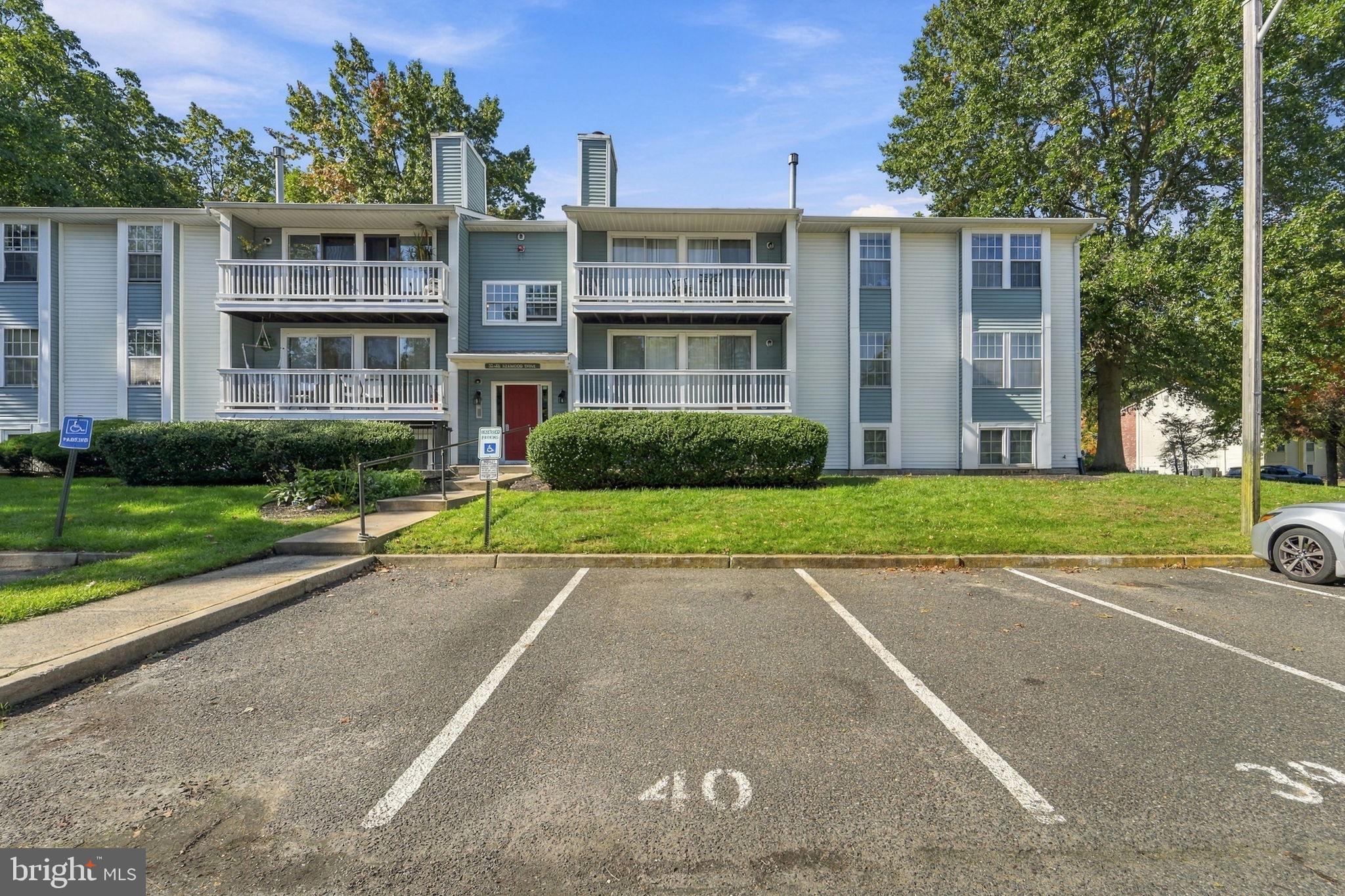 40 KENWOOD DRIVE