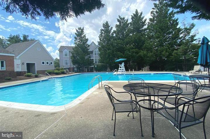 3597 SHERBROOKE CIRCLE