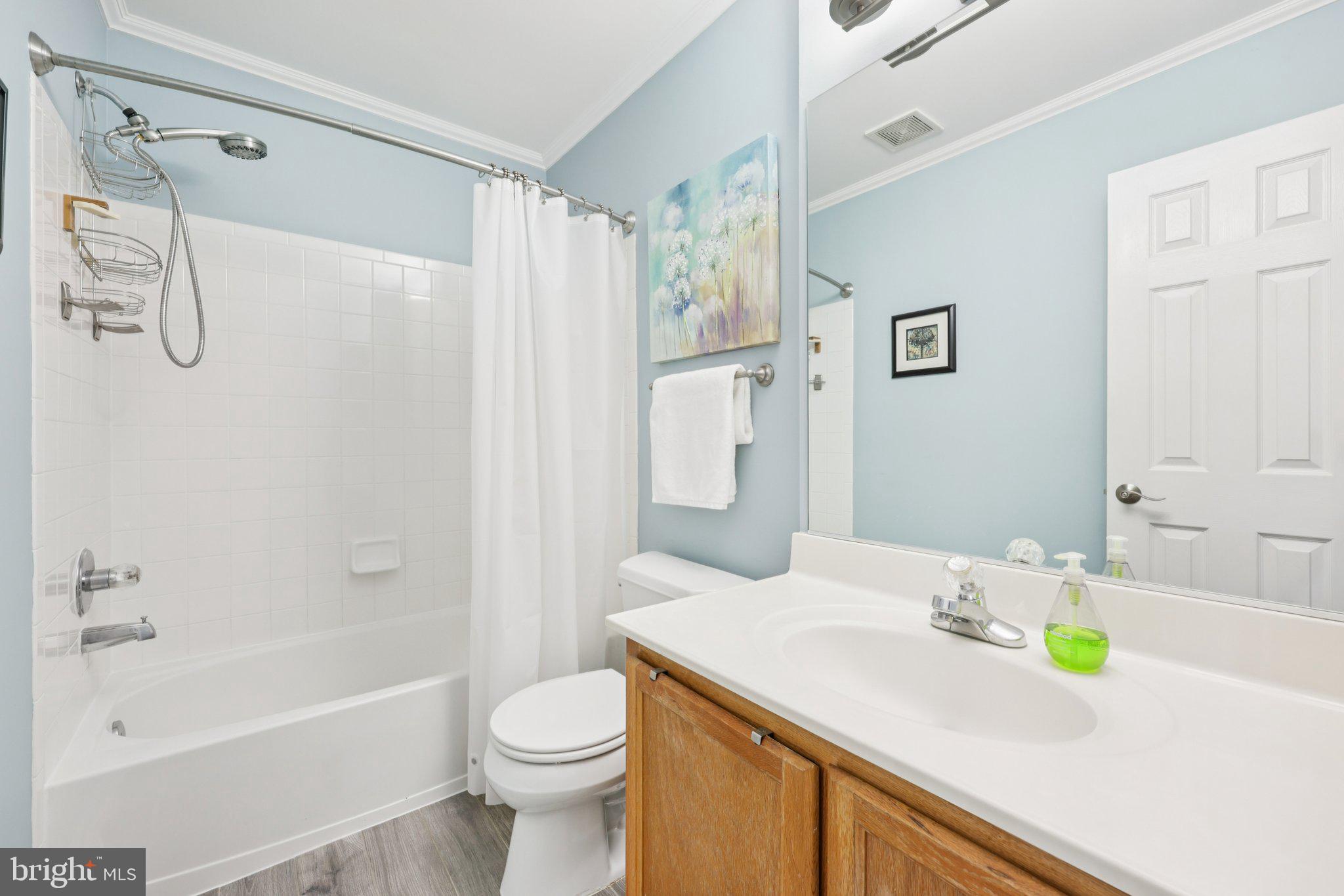 SHERBROOKE II TH CONDO - Residential