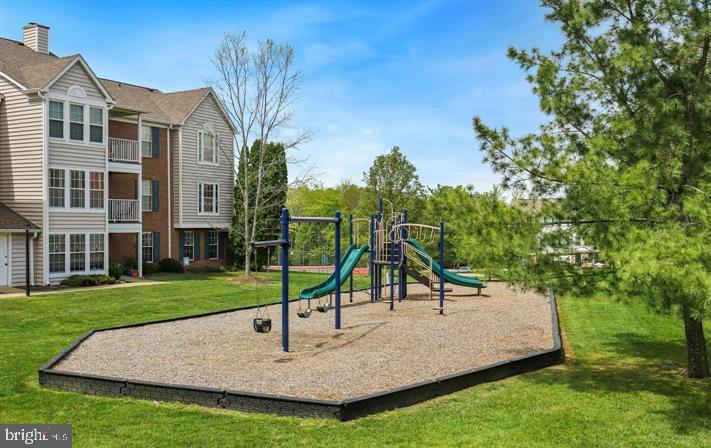 3597 SHERBROOKE CIRCLE