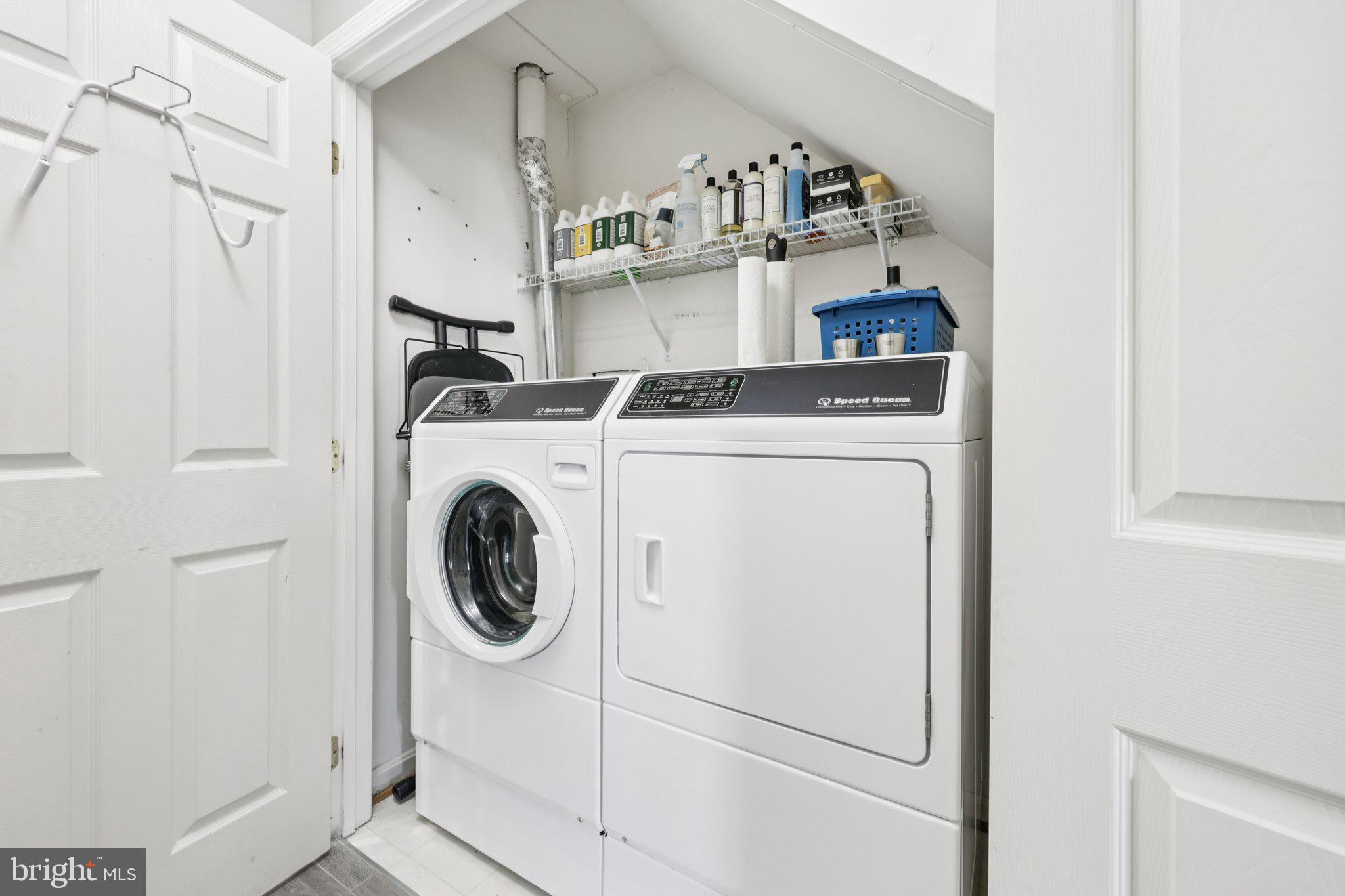 SHERBROOKE II TH CONDO - Residential