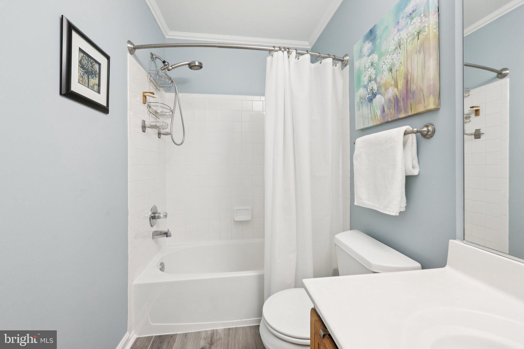 SHERBROOKE II TH CONDO - Residential