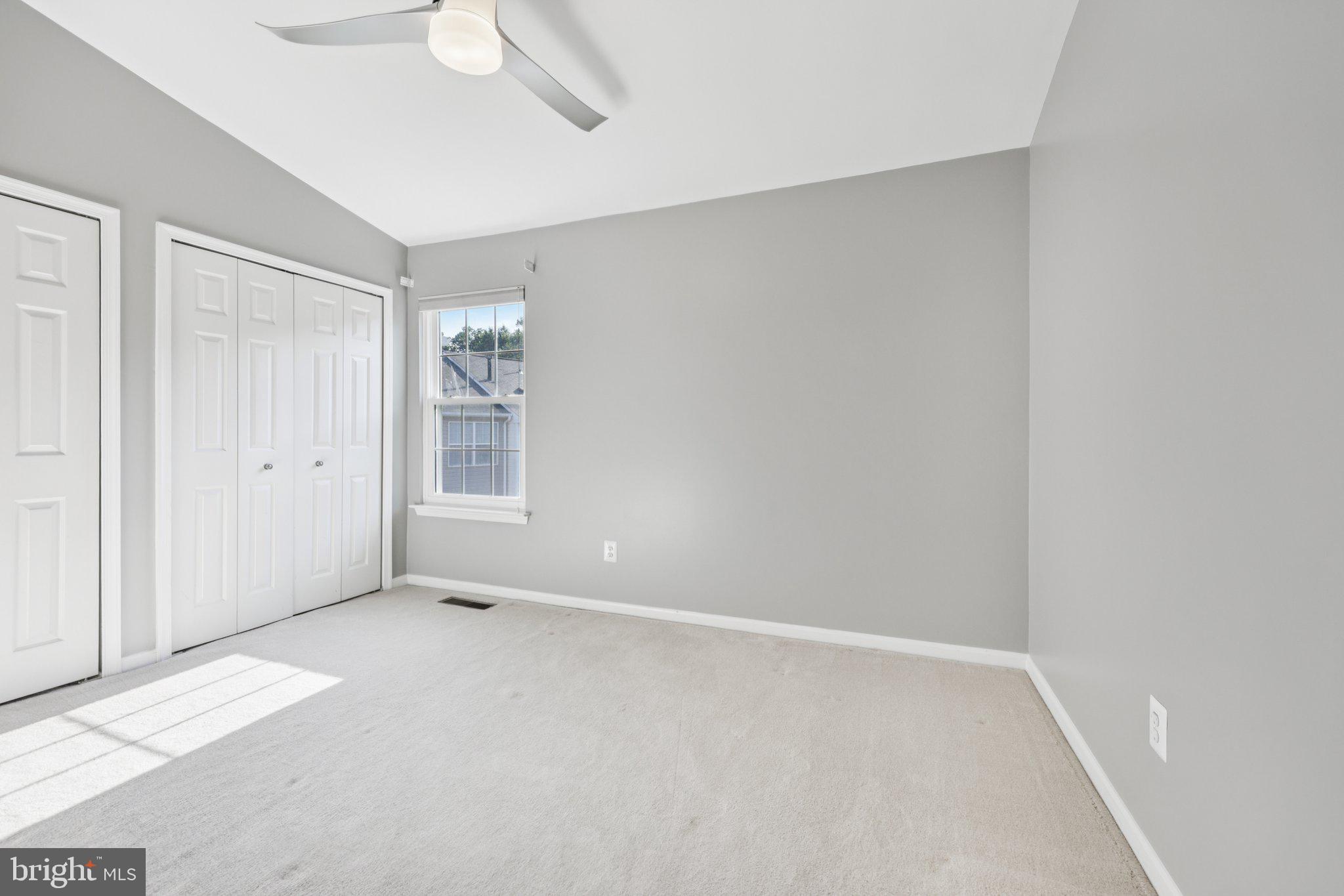 SHERBROOKE II TH CONDO - Residential