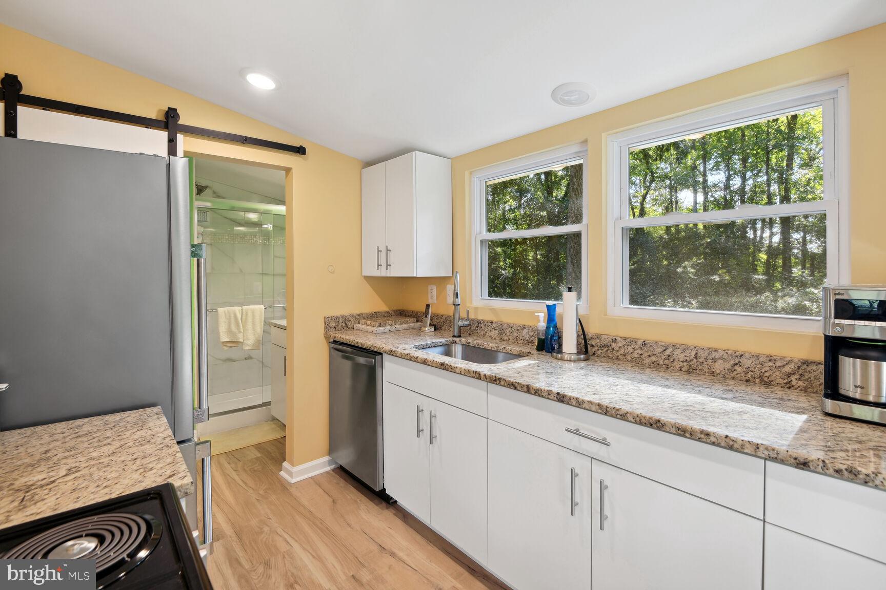 WEST RIVER - Residential