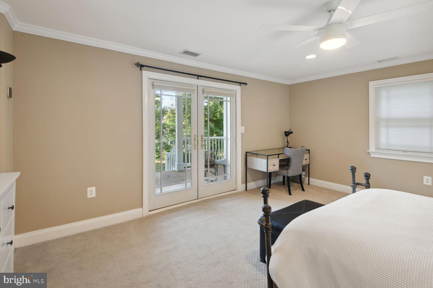 WEST RIVER - Residential