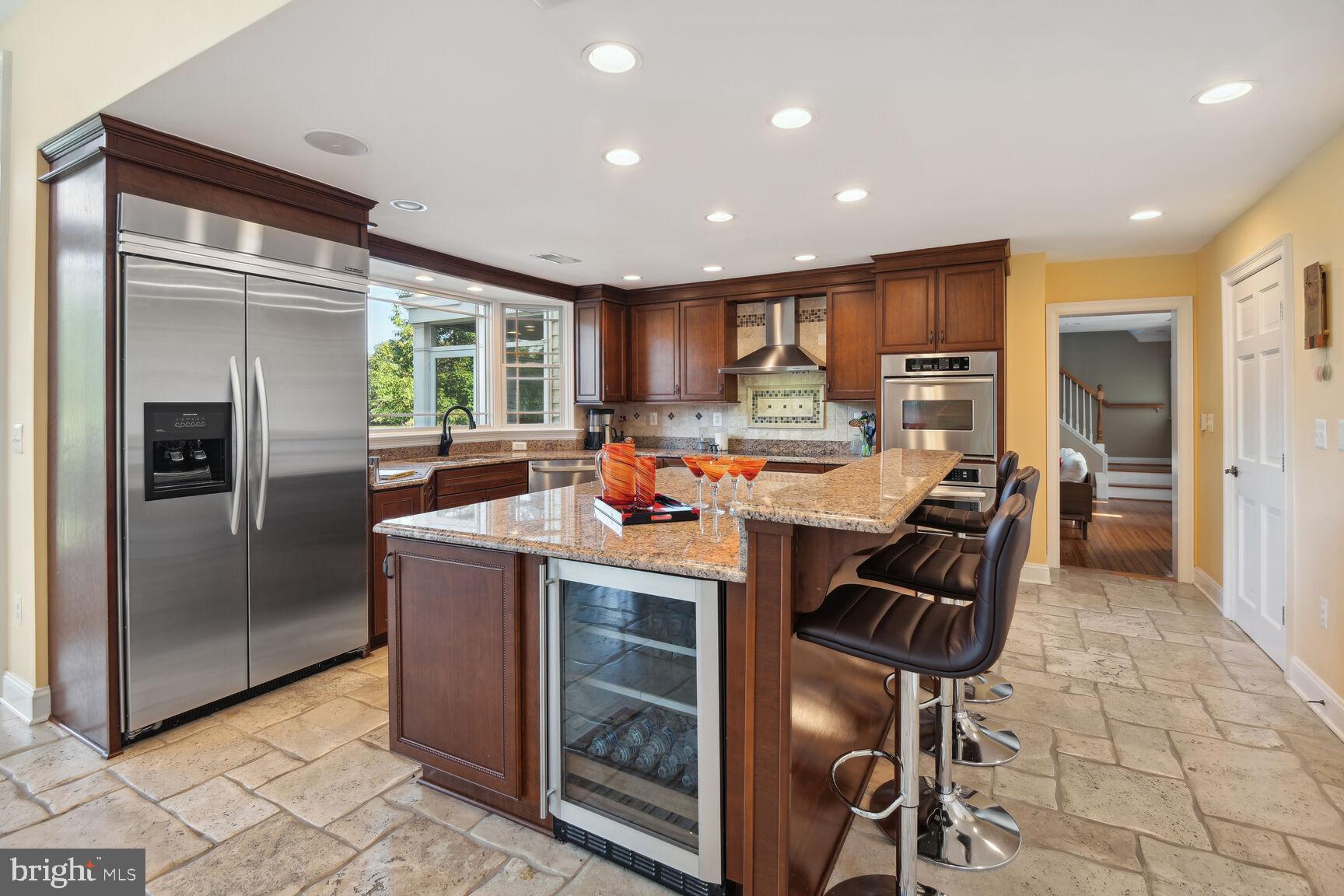 WEST RIVER - Residential