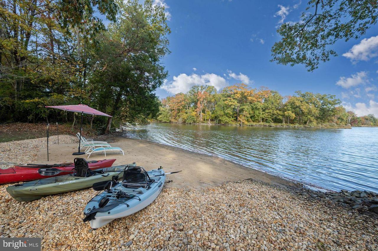 WEST RIVER - Residential