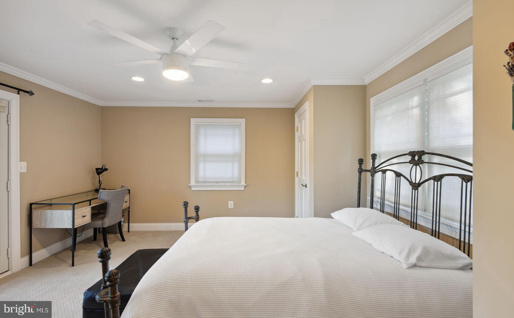 WEST RIVER - Residential