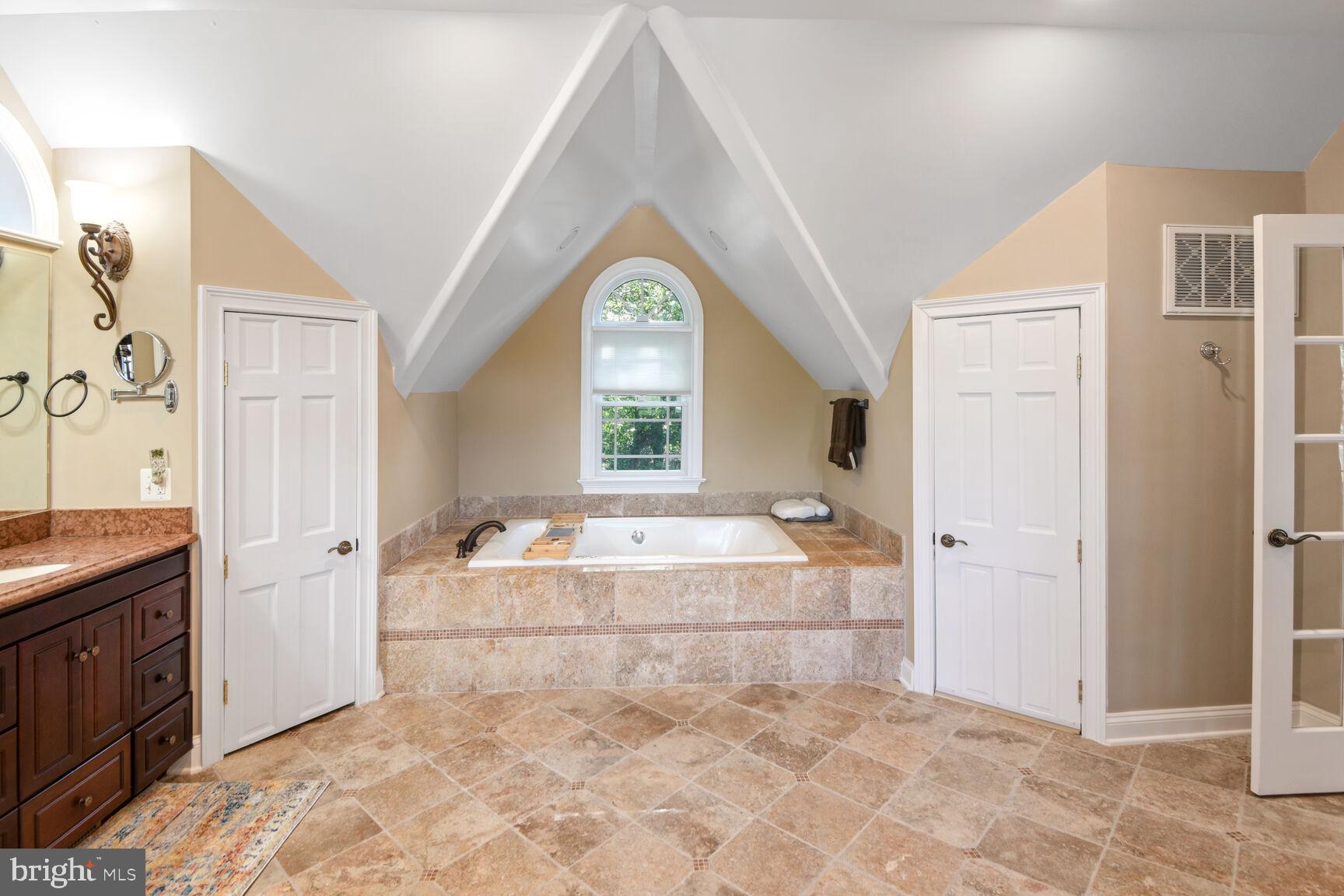 WEST RIVER - Residential