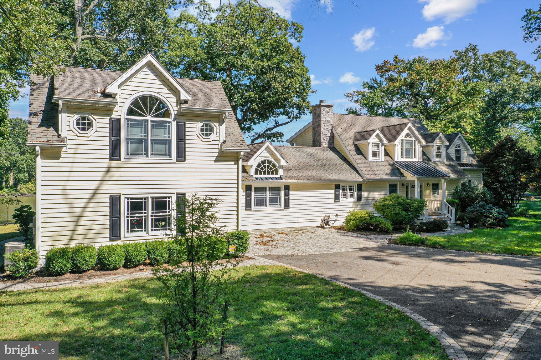 WEST RIVER - Residential