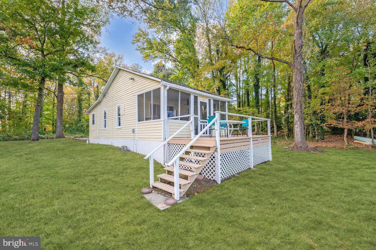 WEST RIVER - Residential