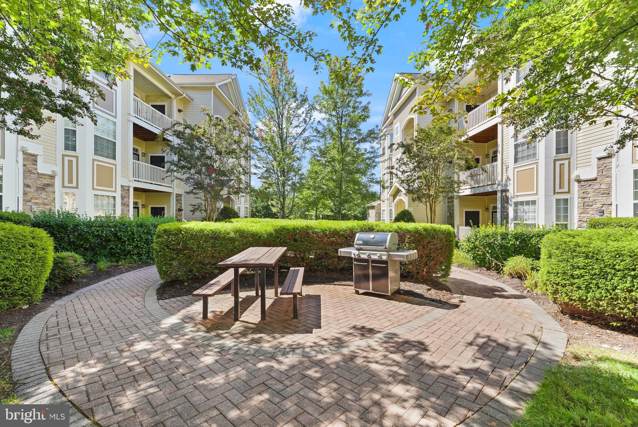 WESTCHESTER AT STRATFORD - Residential