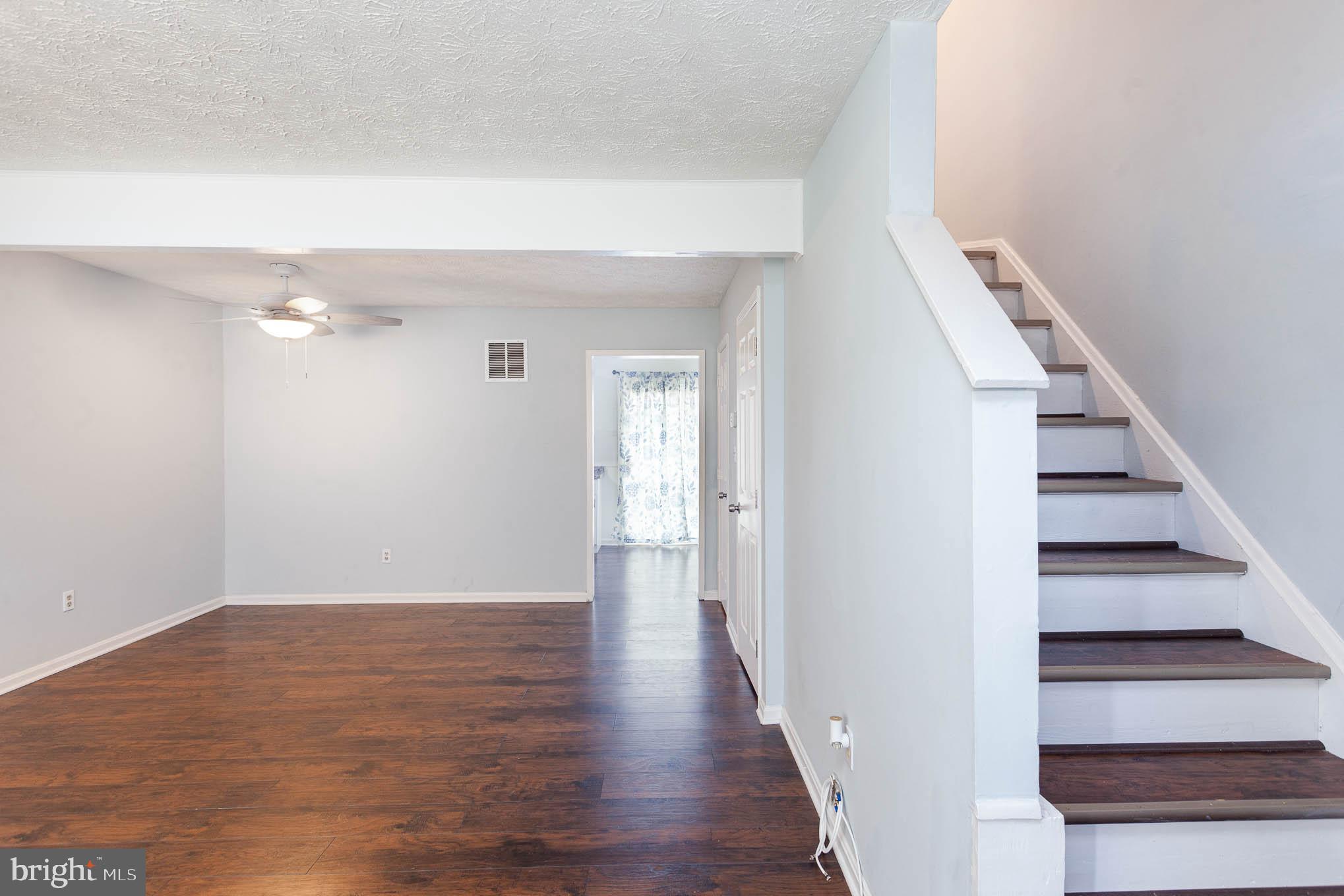 STREAMSIDE - Residential