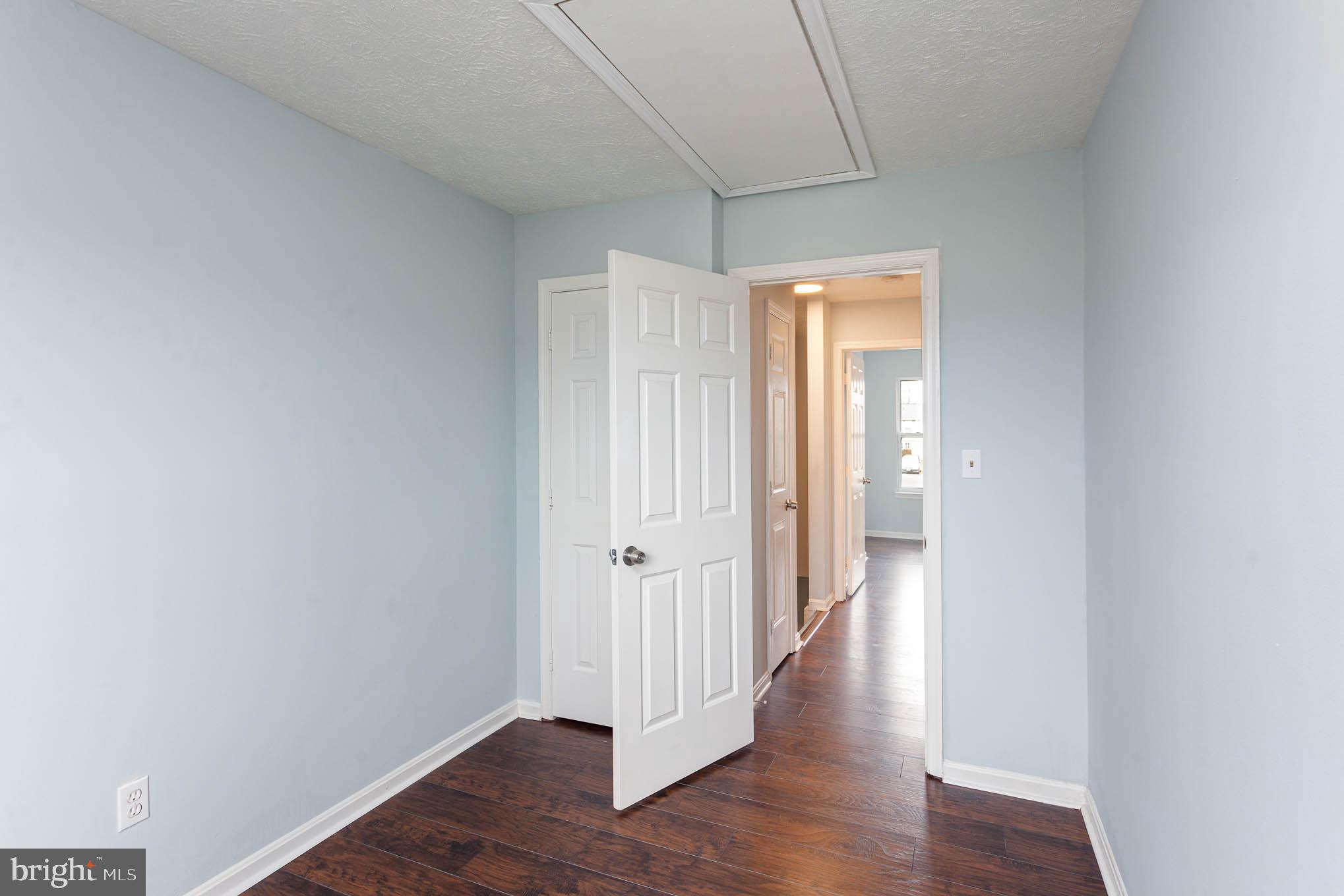 STREAMSIDE - Residential