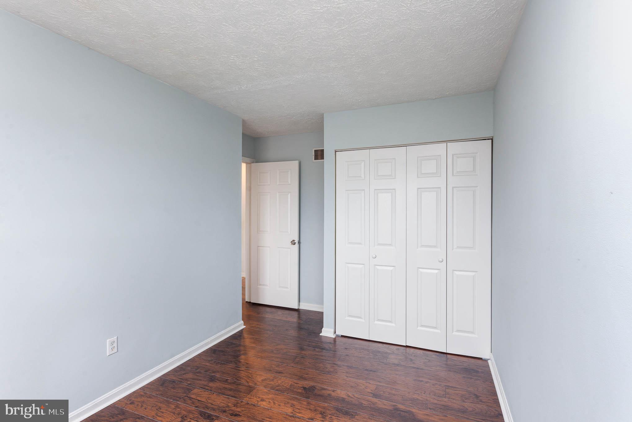 STREAMSIDE - Residential