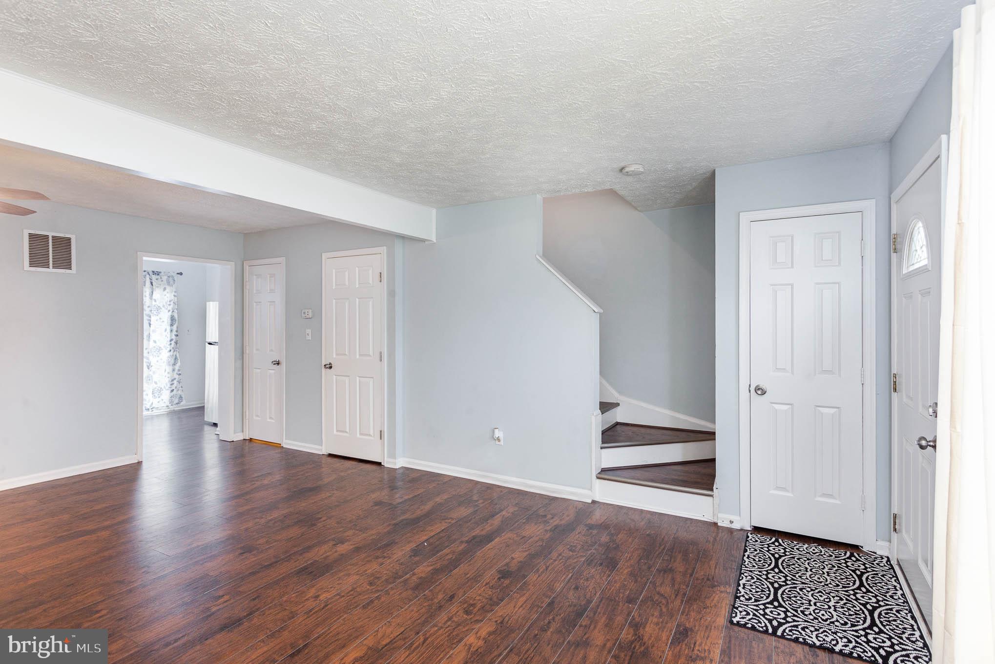 STREAMSIDE - Residential