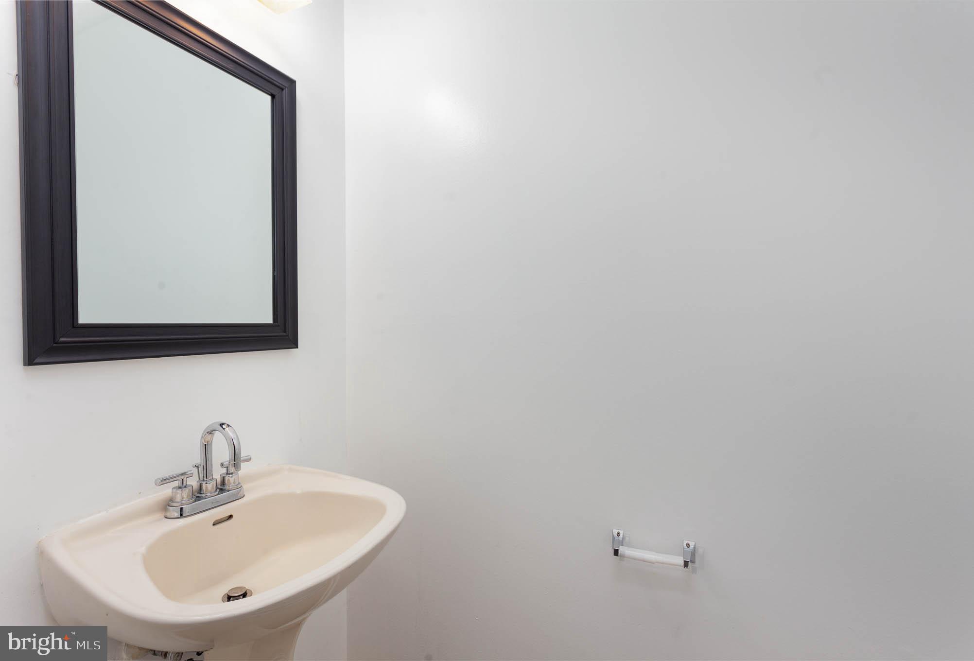 STREAMSIDE - Residential