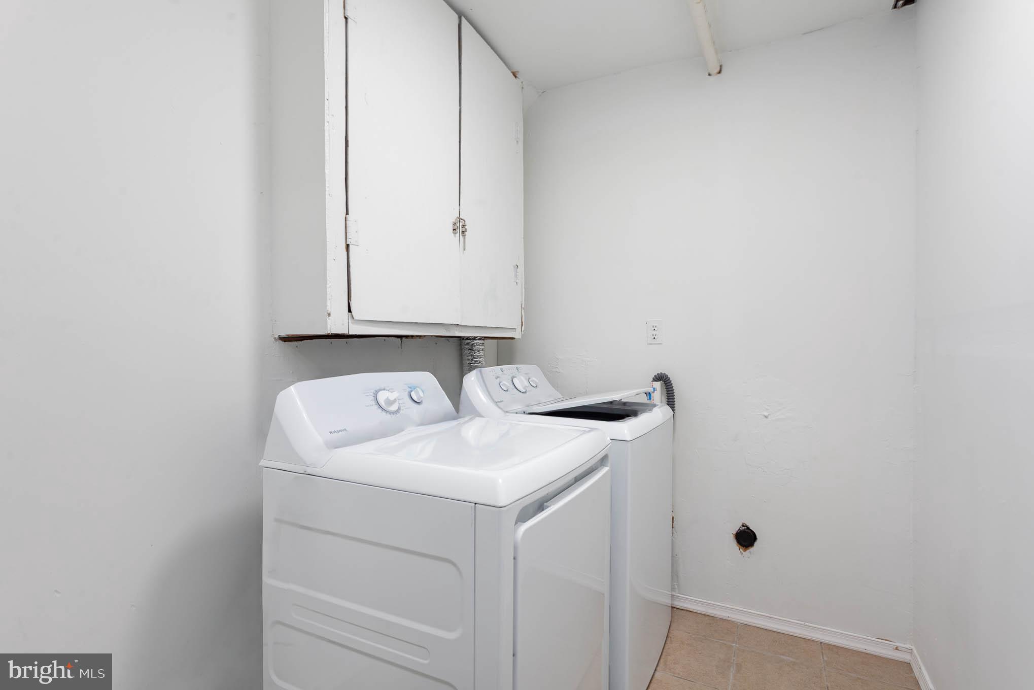 STREAMSIDE - Residential