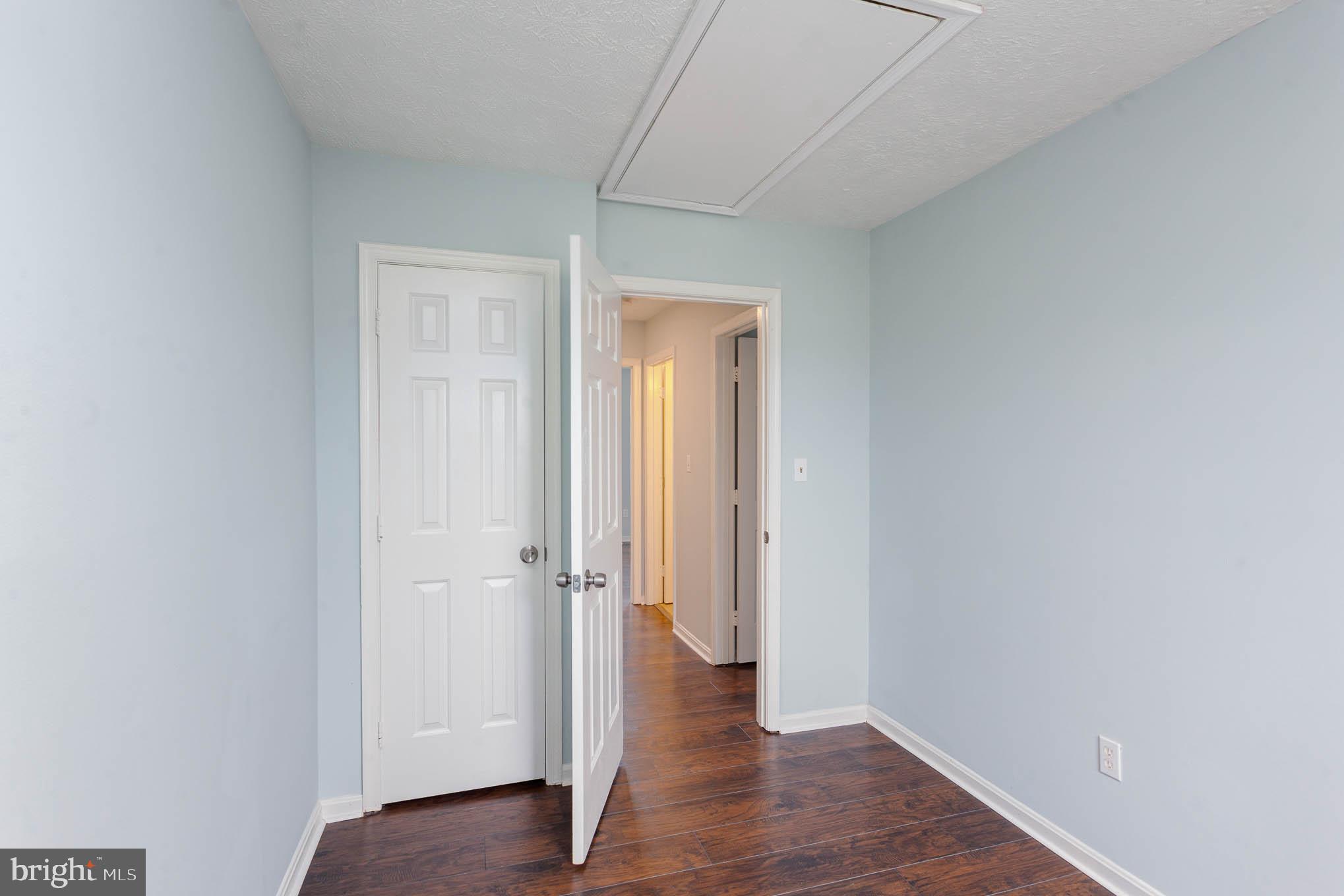 STREAMSIDE - Residential