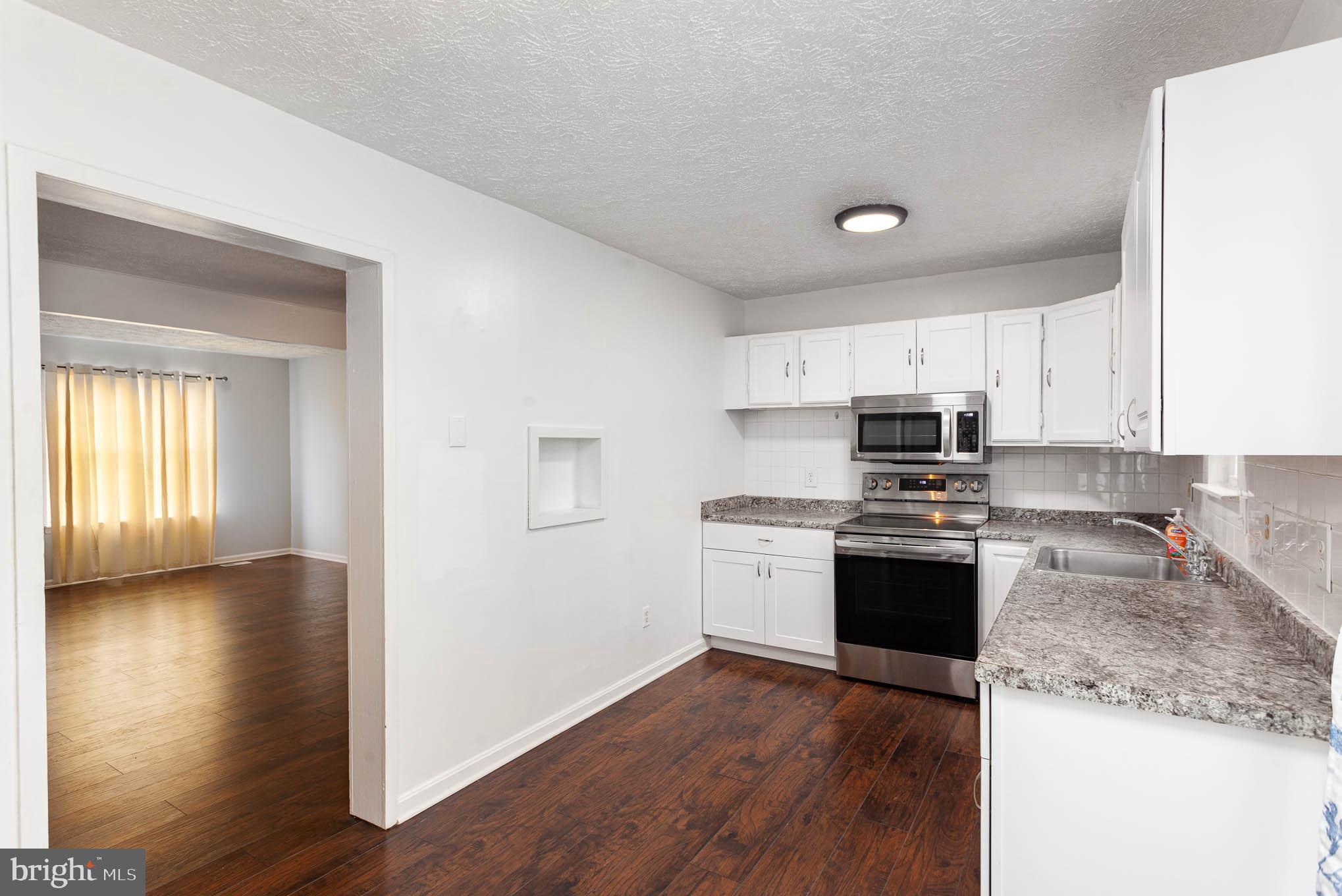 STREAMSIDE - Residential