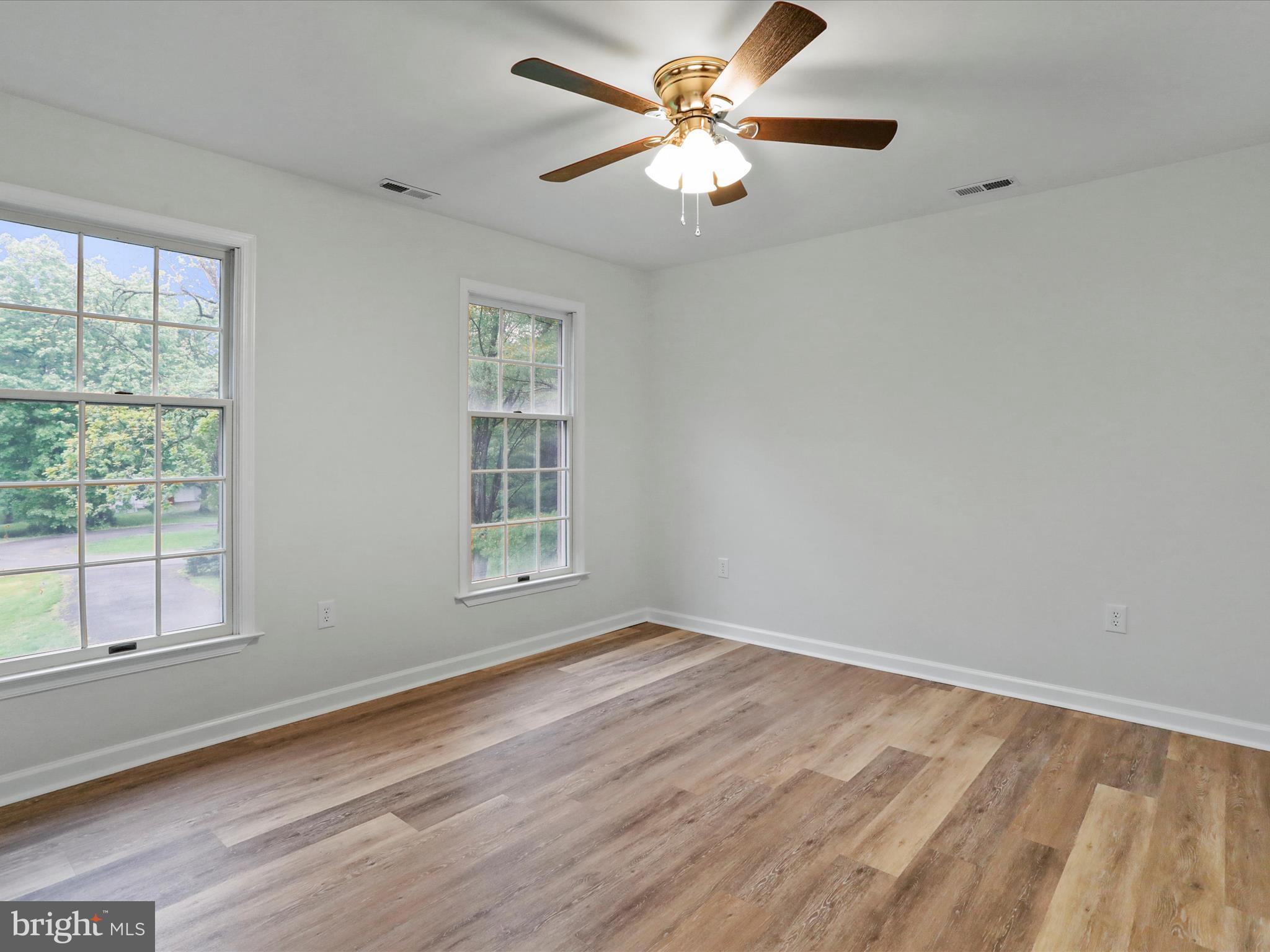 SHEPHERD WEST - Residential