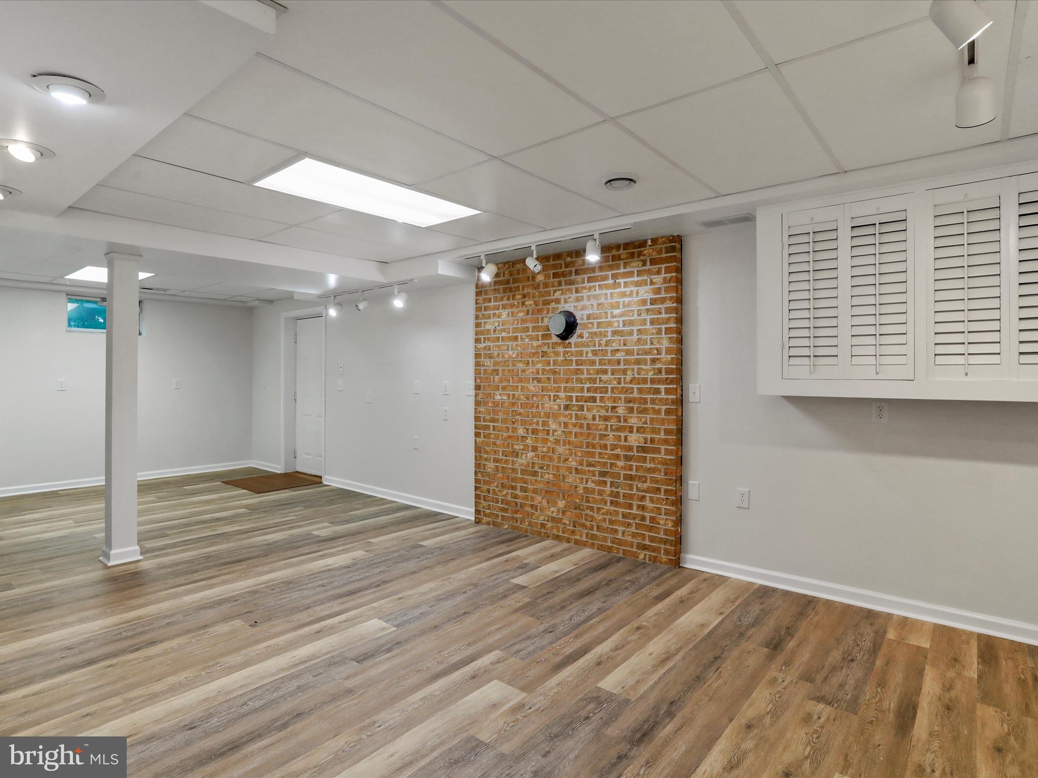 SHEPHERD WEST - Residential