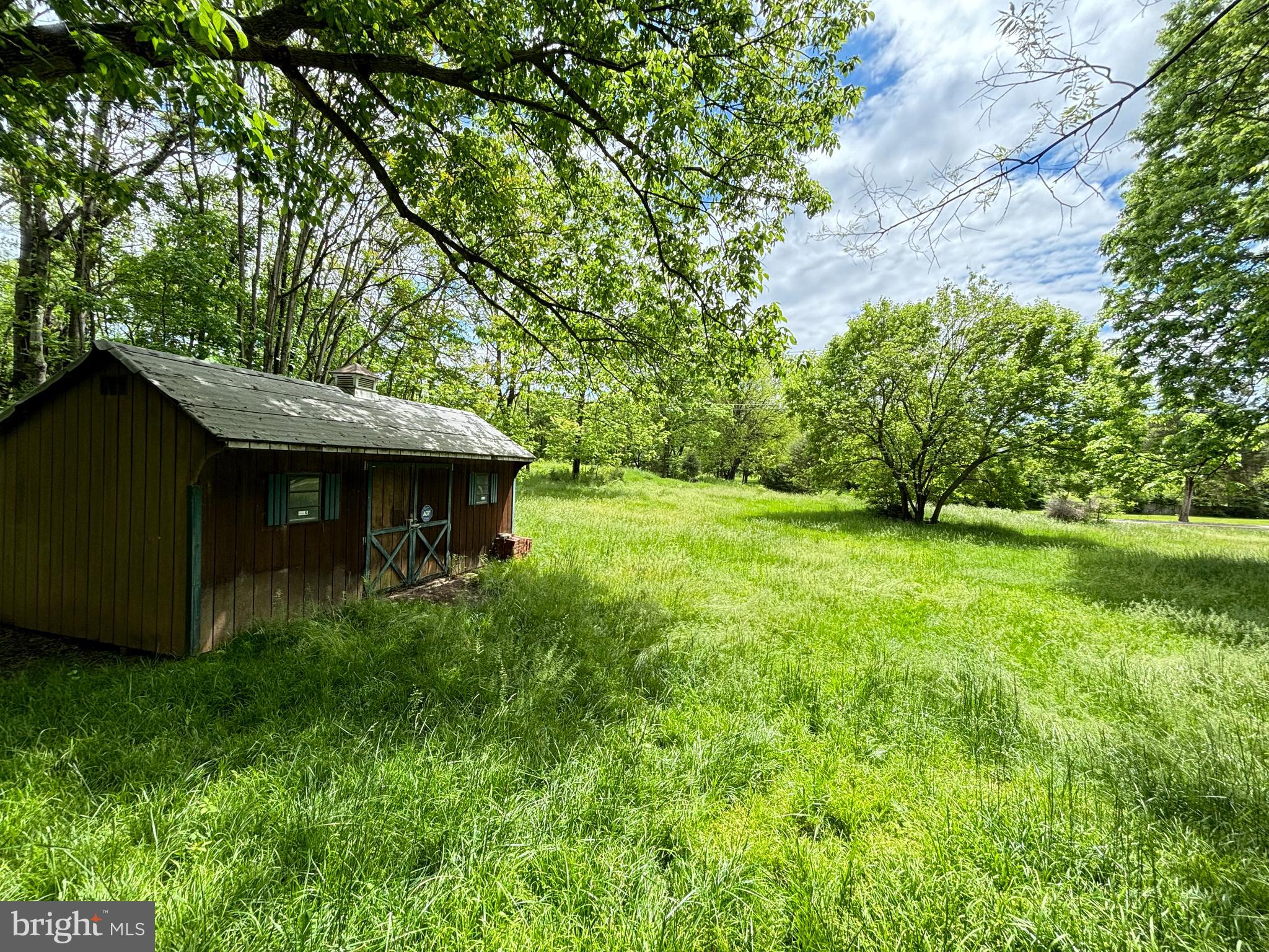SHEPHERD WEST - Residential