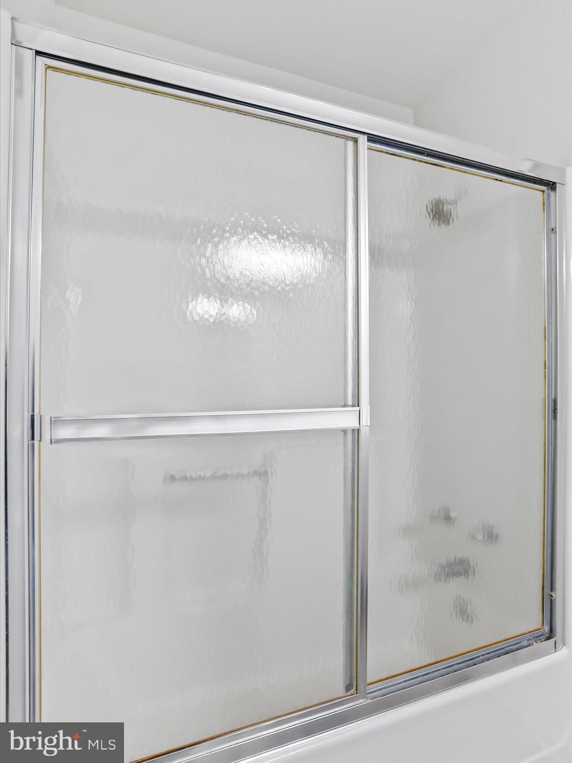 SHEPHERD WEST - Residential