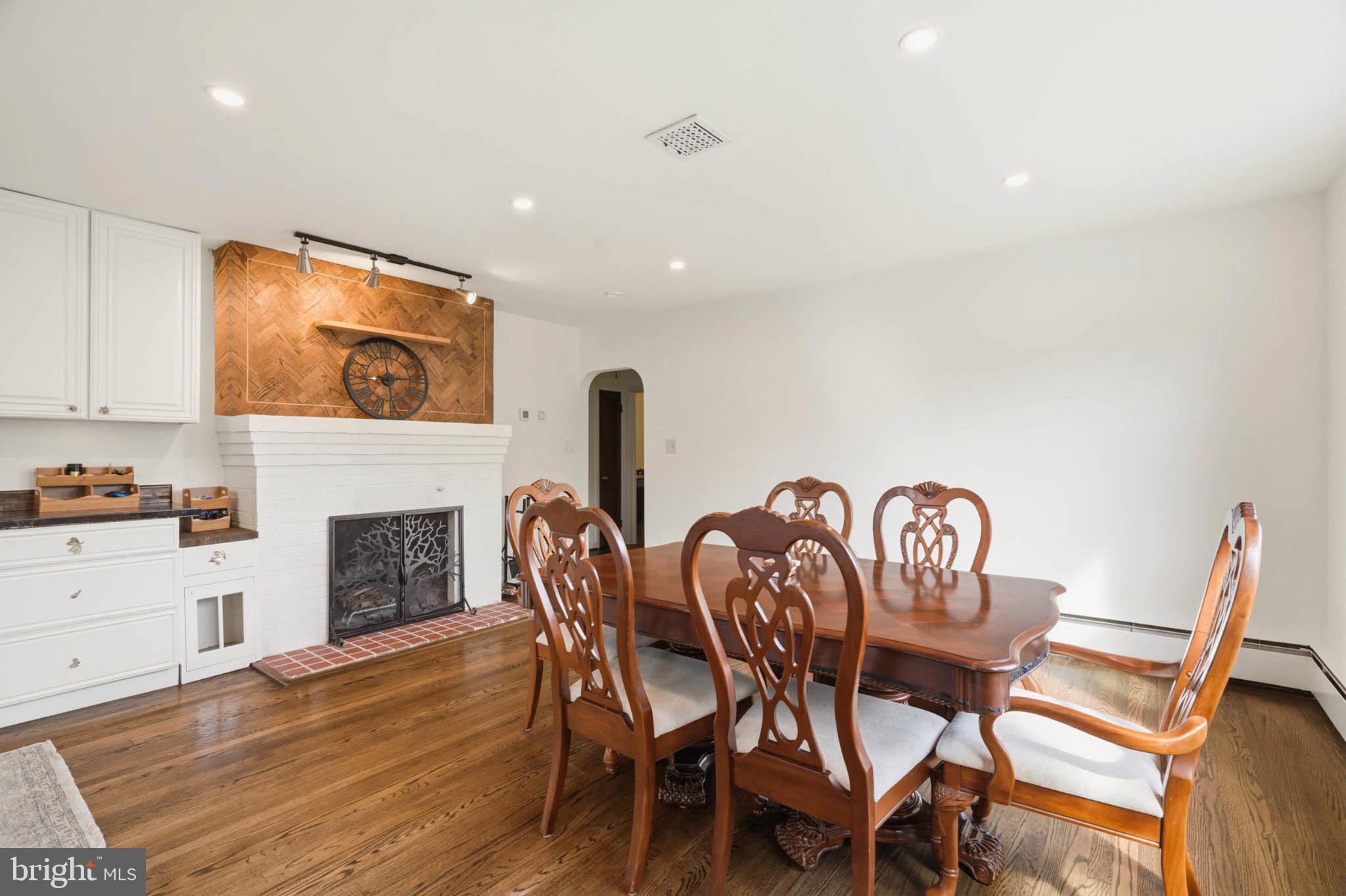 6102 HANOVER ROAD