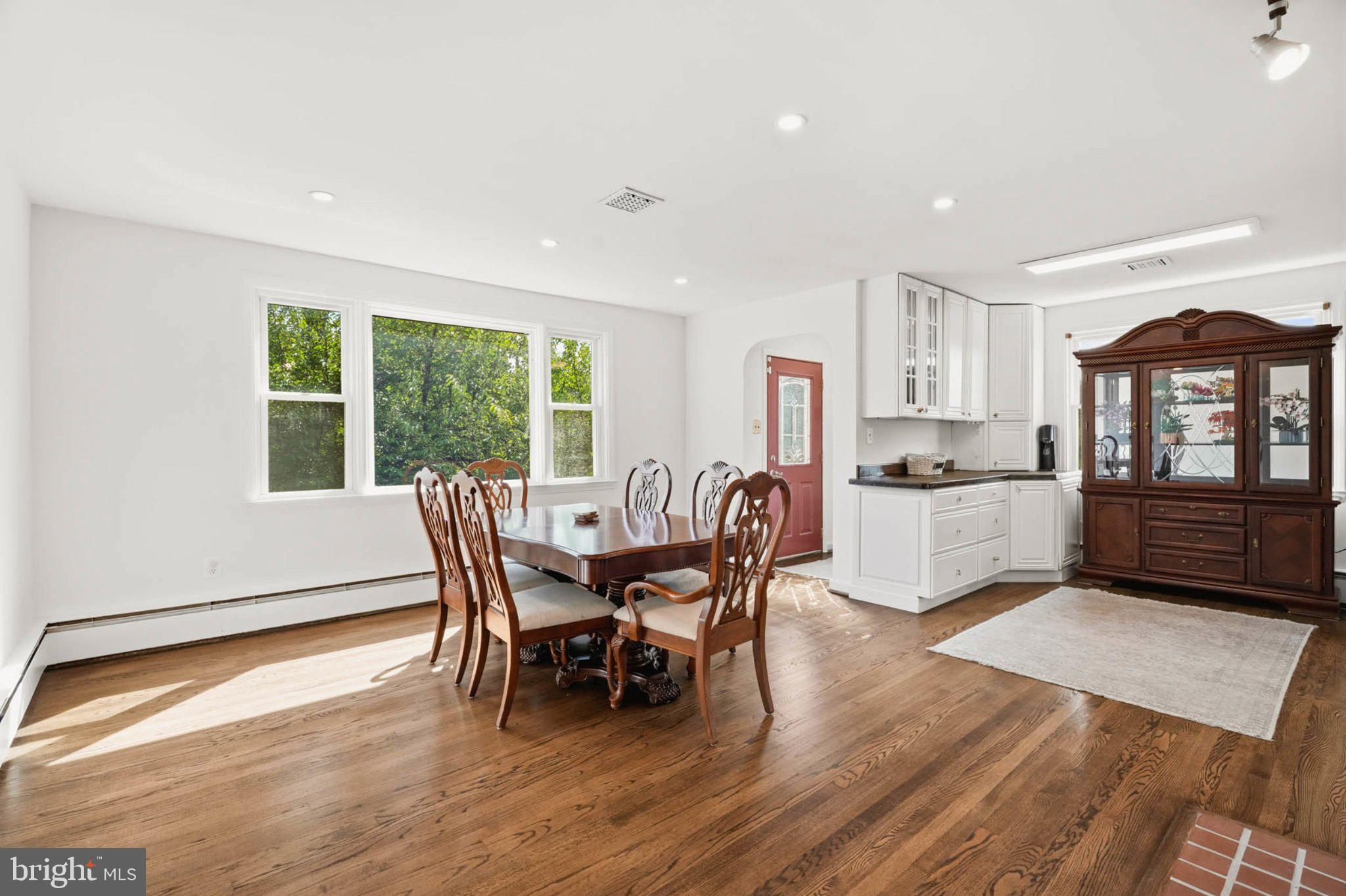 6102 HANOVER ROAD
