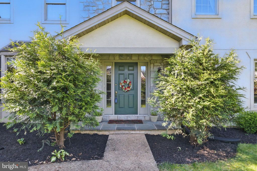 Photo of 1396 John Adams Drive, LANCASTER, PA 17601 (MLS # PALA2068942)